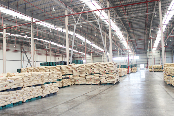 連康明現(xiàn)貨儲備區(qū)展示